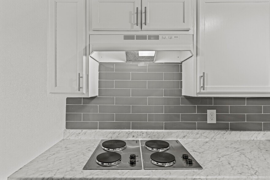 More Photos Of 101 S Allen Genoa Rd, South Houston Apartments For Sale