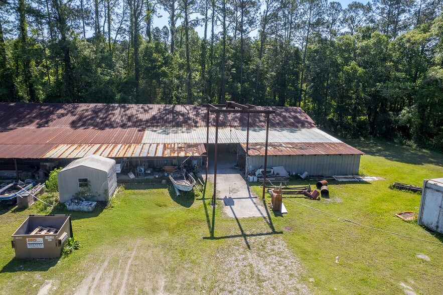 More Photos Of 2856 NE 187th St, Starke Manufacturing For Sale