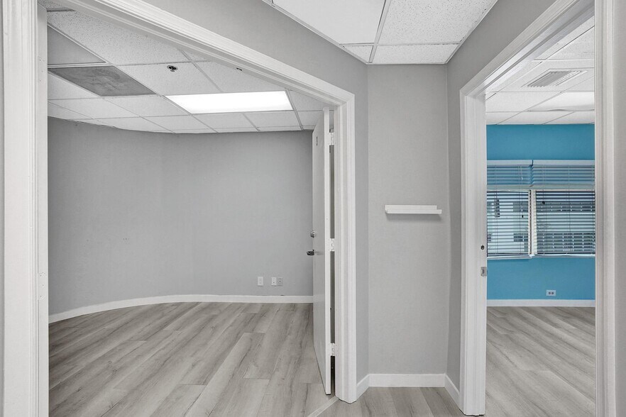 More Photos Of 2400 W Copans Rd, Pompano Beach Showroom For Lease