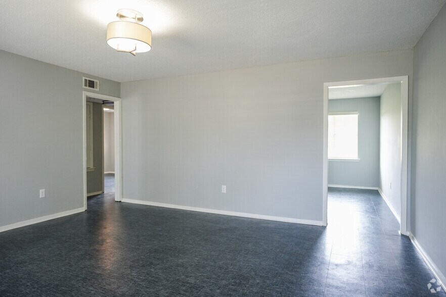 More Photos Of 2750 N Siwell Rd, Jackson Multifamily For Sale