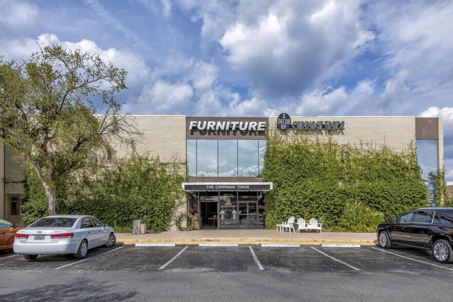 More Photos Of 1739-2015 E Silver Springs Blvd, Ocala General Retail For Sale