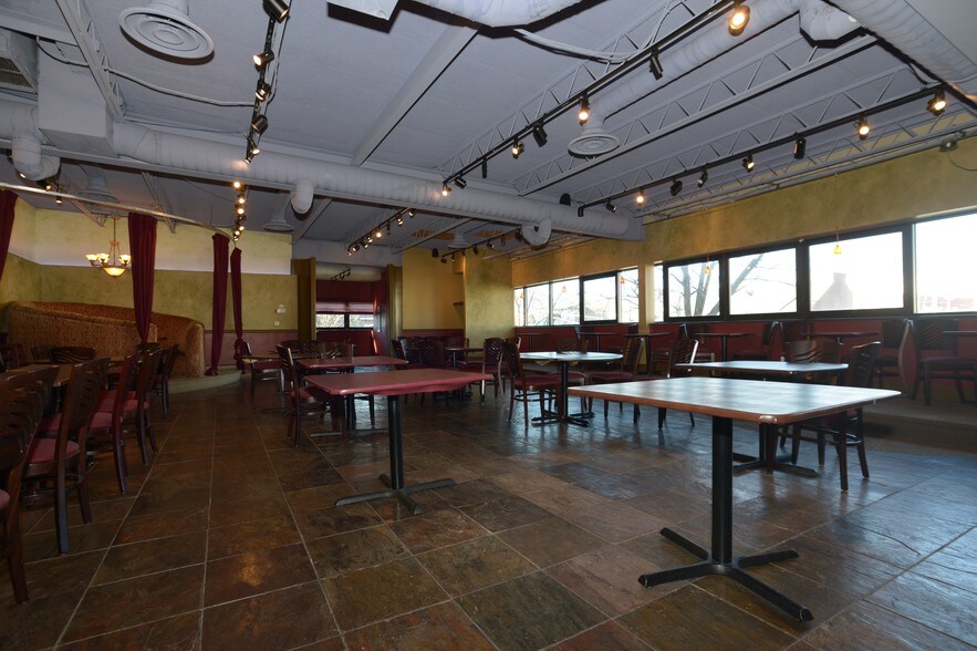 More Photos Of 73 Main St, Toms River Restaurant For Lease