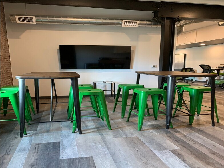 More Photos Of 65 Mechanic St, Red Bank Medical For Lease