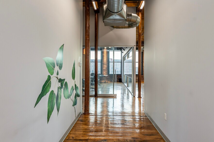 More Photos Of 1 Union St, Lawrence Office For Lease