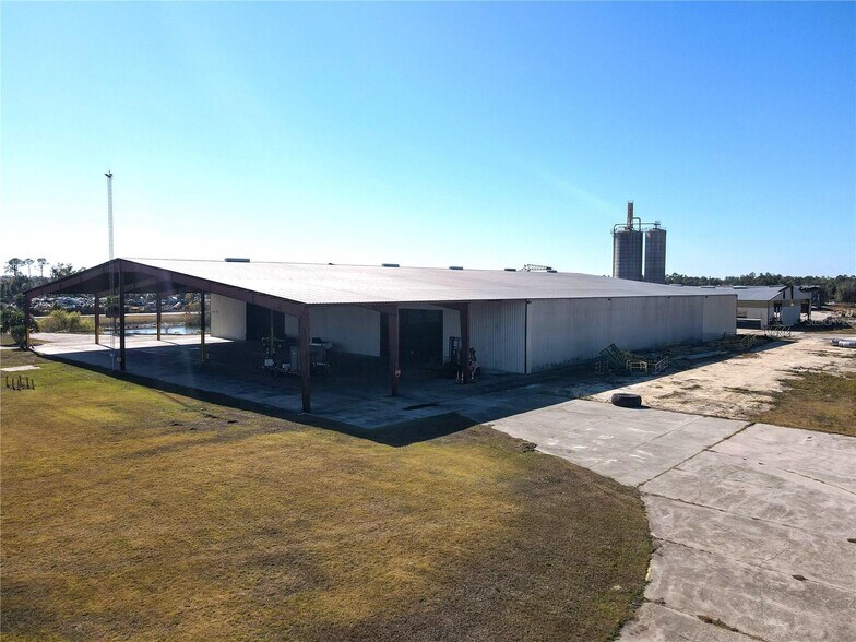 More Photos Of 1509 S Byron Butler Pky, Perry Manufacturing For Lease