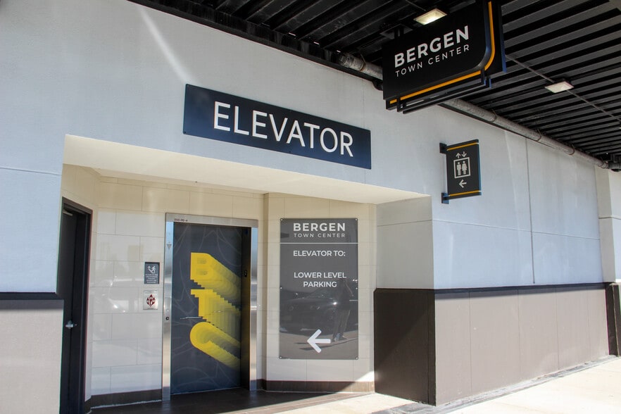 More Photos Of 1 Bergen Town Ctr, Paramus General Retail For Lease