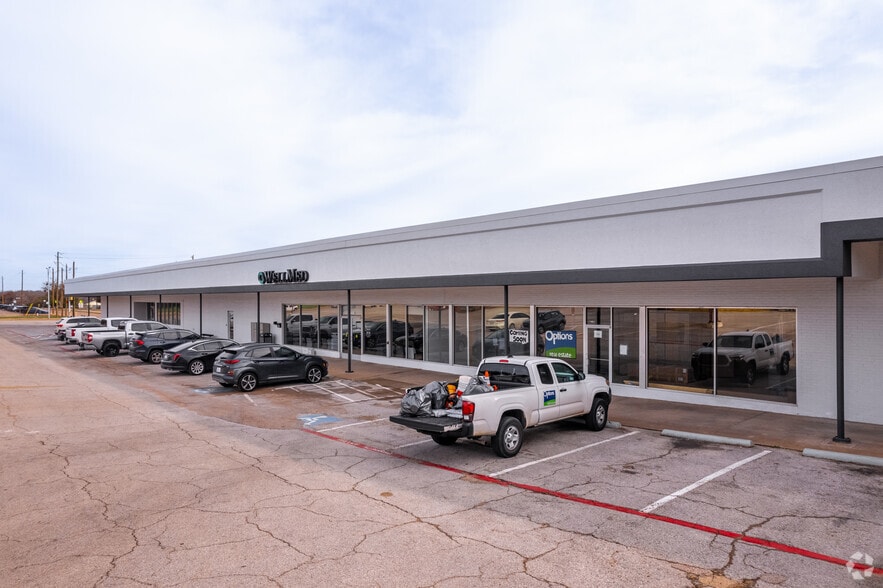 More Photos Of 402-544 E Wheatland Rd, Duncanville Unknown For Lease