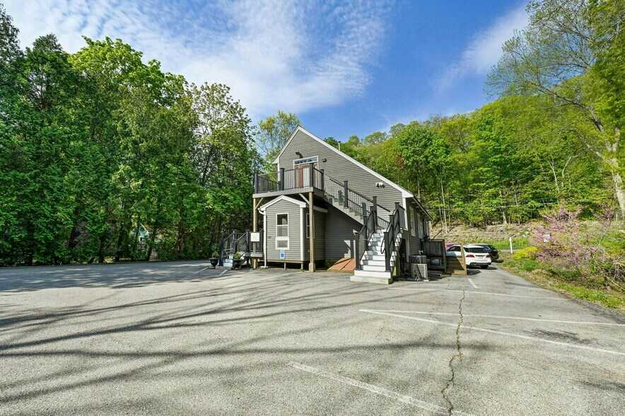 More Photos Of 74 N Main St, North Grafton Medical For Sale