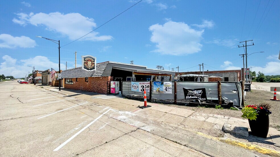 Primary Photo Of 208 W Arnold Ave, Arnold Restaurant For Sale