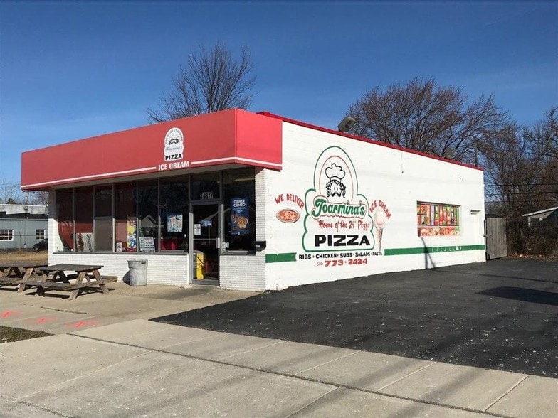 More Photos Of 14877 Stephens Dr, Eastpointe Freestanding For Lease