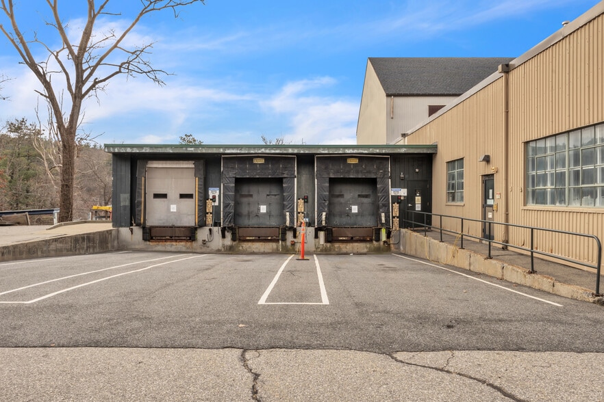 More Photos Of 10 Cabot St, Southbridge Warehouse For Sale