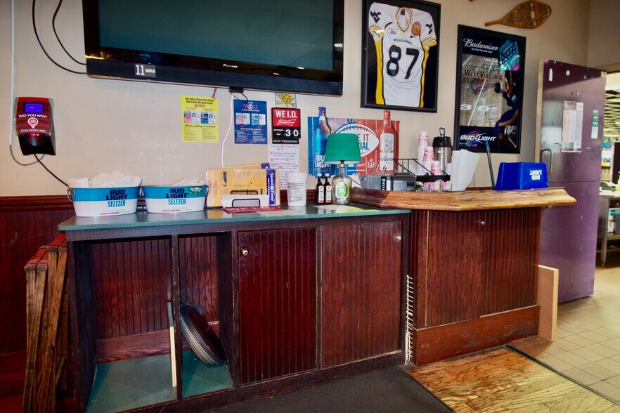 More Photos Of 157 Maple Carriage Dr, Lewisburg Bowling Alley For Sale