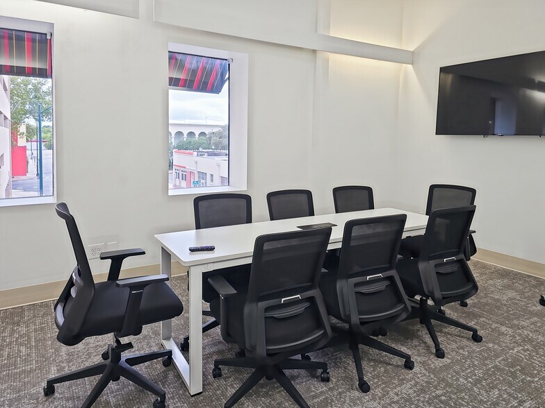 More Photos Of 454 Soledad St, San Antonio Coworking Space