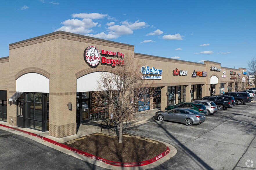 More Photos Of 3484 W Wedington Dr, Fayetteville Storefront Retail Office For Lease