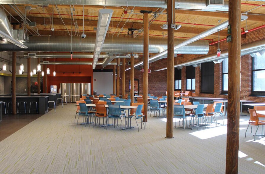 More Photos Of 6 Mill St, Maynard Office For Lease