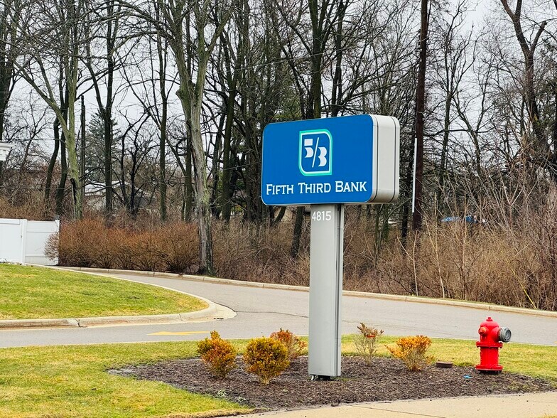 More Photos Of 4815 Okemos Rd, Okemos Bank For Sale