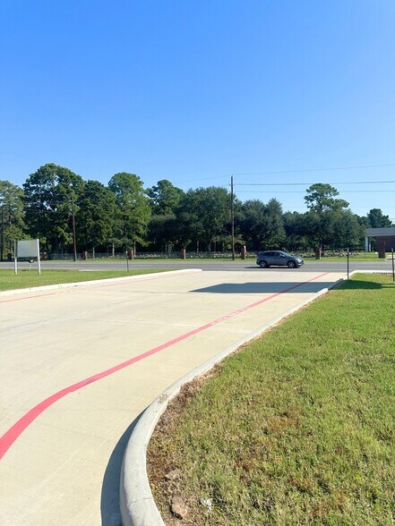 More Photos Of 9711 FM 2920 Rd, Tomball Unknown For Lease