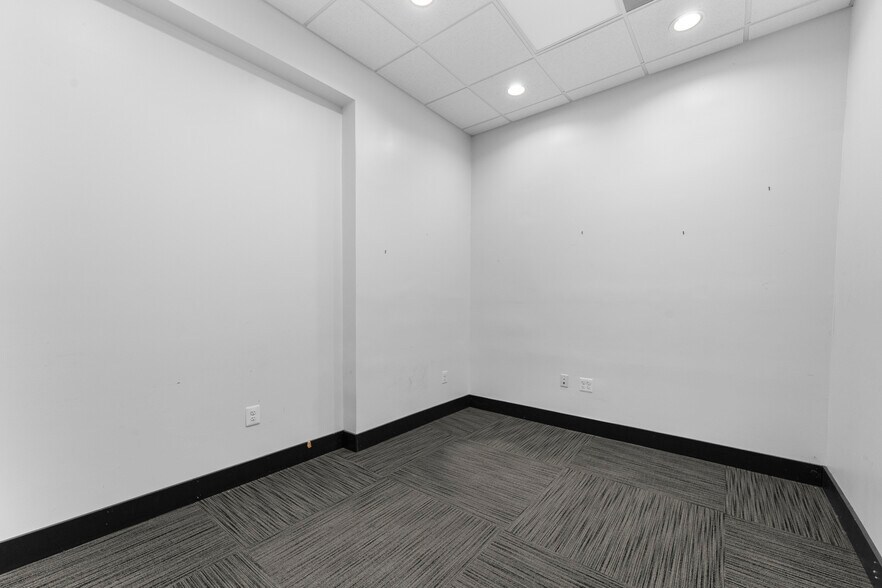 More Photos Of 7373 Comfort Inn Dr, Warrenton General Retail For Sale