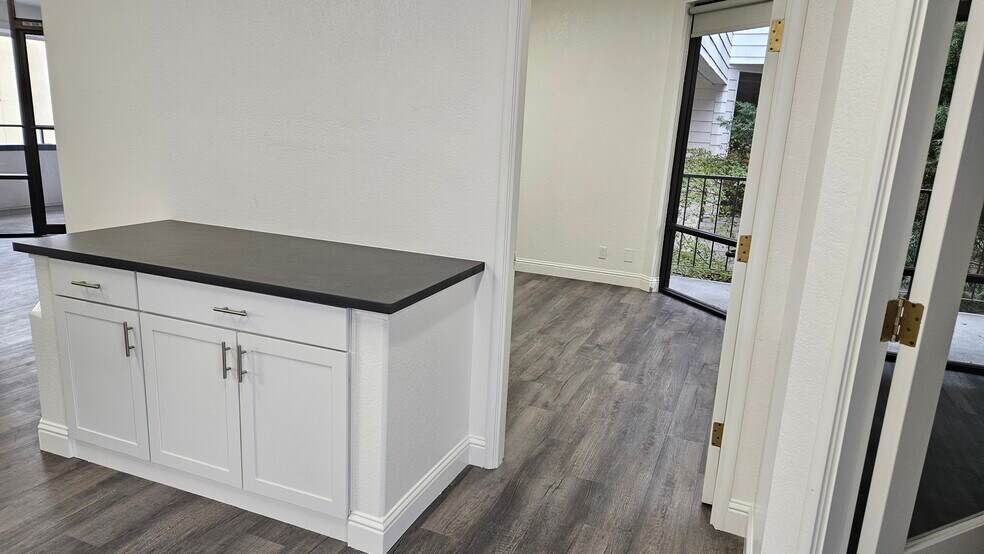 More Photos Of 1518 Coffee Rd, Modesto Medical For Lease