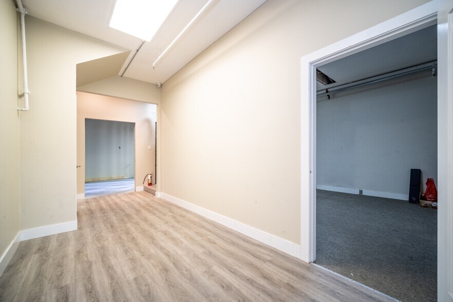 More Photos Of 628 E Kent Ave S, Vancouver Warehouse For Sale