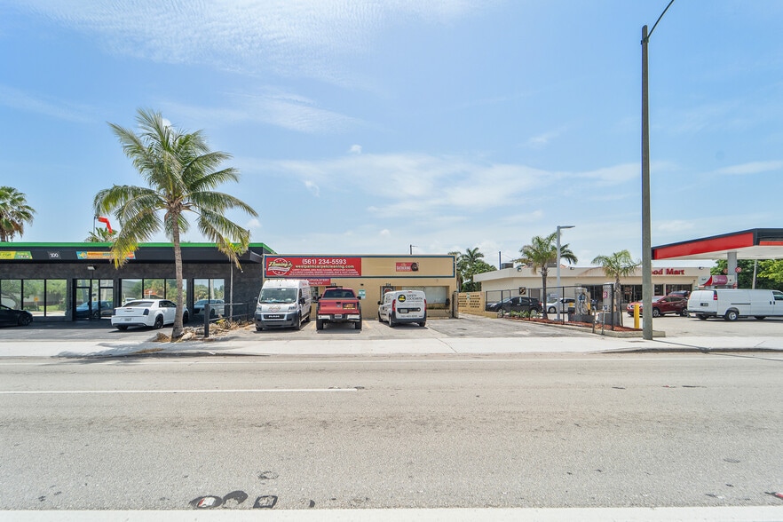 More Photos Of 112 N Federal Hwy, Lake Park Freestanding For Sale