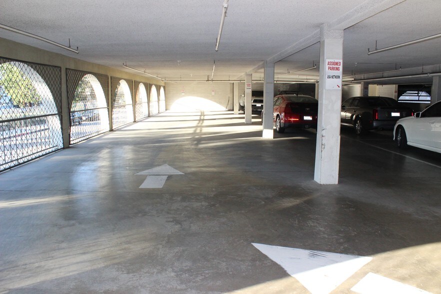 More Photos Of 615 W Civic Center Dr, Santa Ana Office For Lease