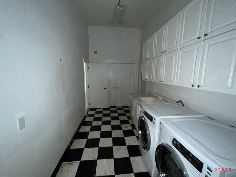 More Photos Of 20551 Norwood Dr S, Southfield Land For Sale