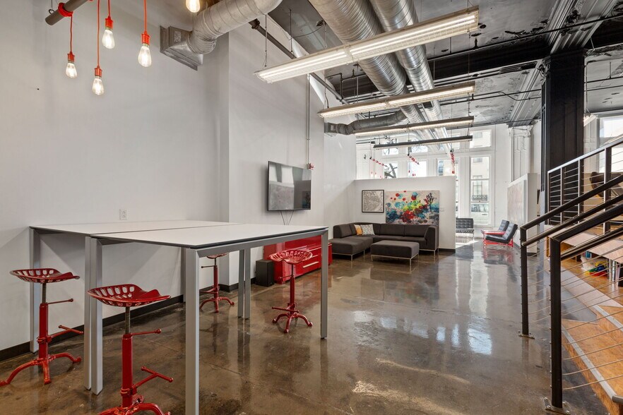 More Photos Of 1501 Locust St, Saint Louis Apartments For Sale