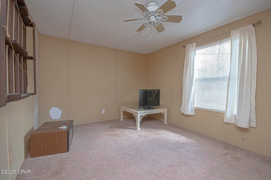 More Photos Of 7622 McElvey Rd, Panama City Beach Industrial For Sale