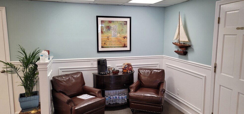 More Photos Of 149 Durham Rd, Madison Coworking Space