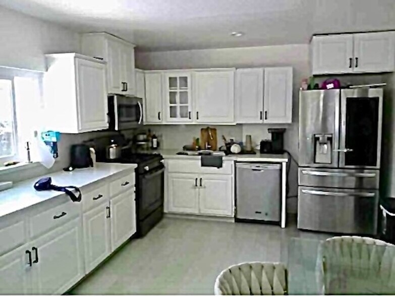 More Photos Of 829 11th St, Imperial Beach Multifamily For Sale