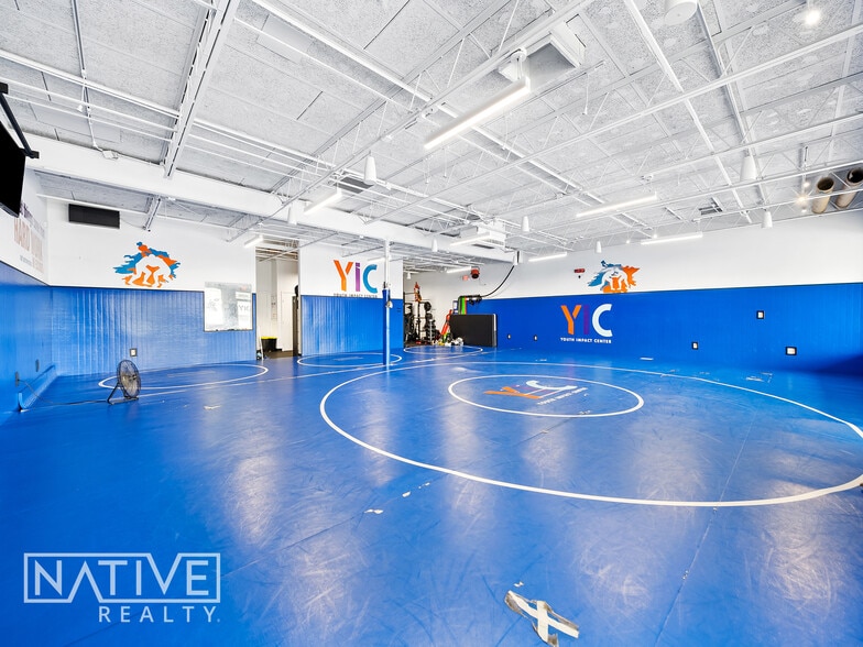 More Photos Of 903-999 W Cypress Creek Rd, Fort Lauderdale Freestanding For Lease