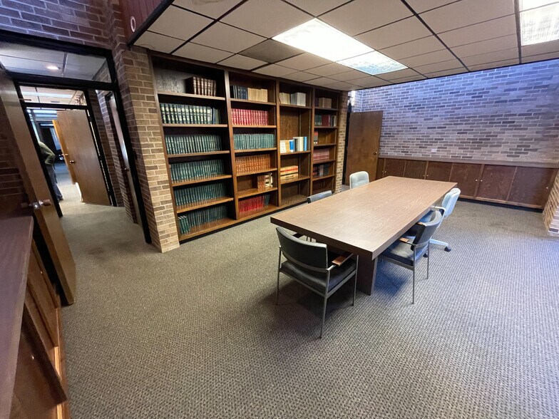 More Photos Of 1126 6th Ave, Beaver Falls Office For Sale