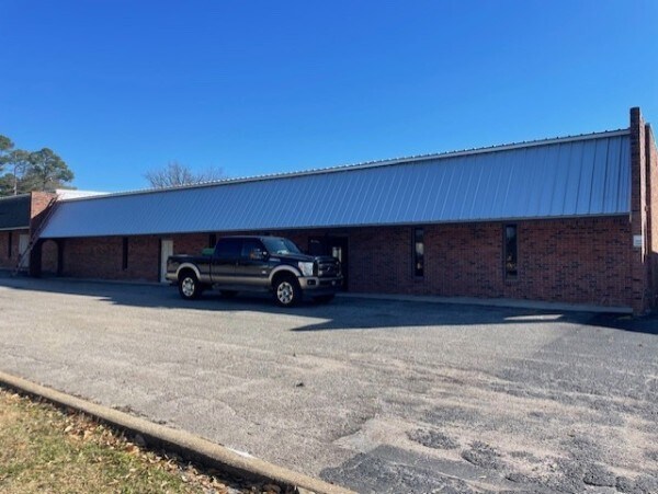 More Photos Of 2112 Hollywood Dr, Jackson Office For Sale