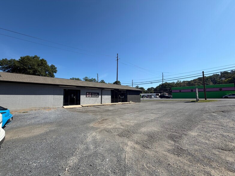 More Photos Of 1200 Dean Ave SE, Rome Self Storage For Sale