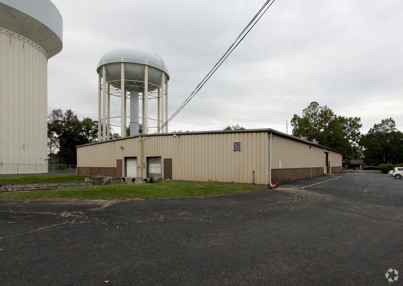 More Photos Of 2080-2090 Fairwood Ave, Columbus Warehouse For Lease