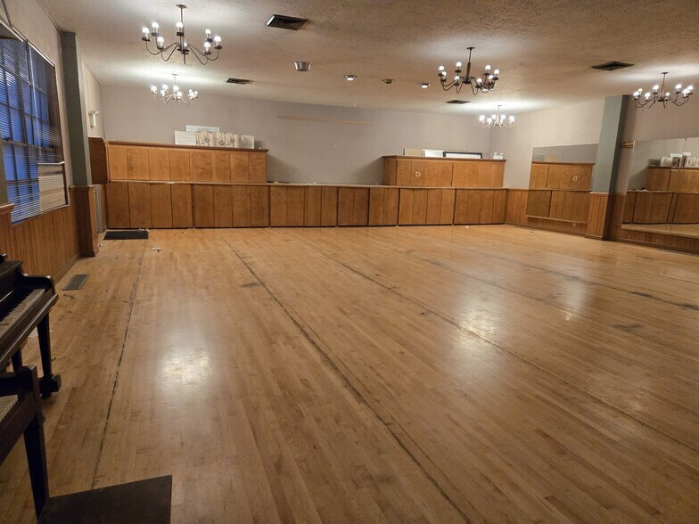 More Photos Of 714 SW 11th Ave, Portland Loft Creative Space For Lease