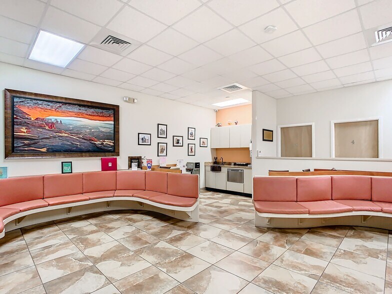 More Photos Of 7313 Lake Underhill Rd, Orlando Freestanding For Sale
