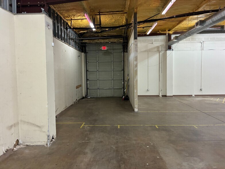 More Photos Of 1150 Hightower Trl, Atlanta Warehouse For Sale