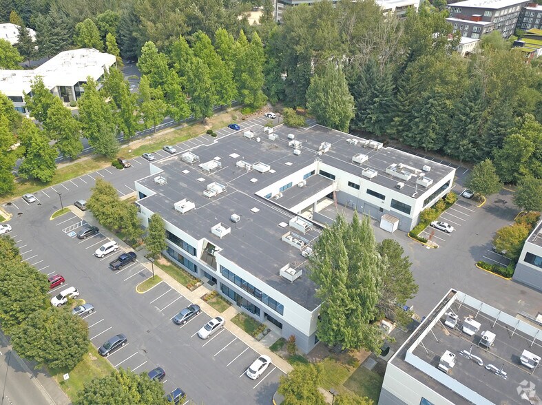 More Photos Of 8410 154th Ave NE, Redmond Flex For Lease