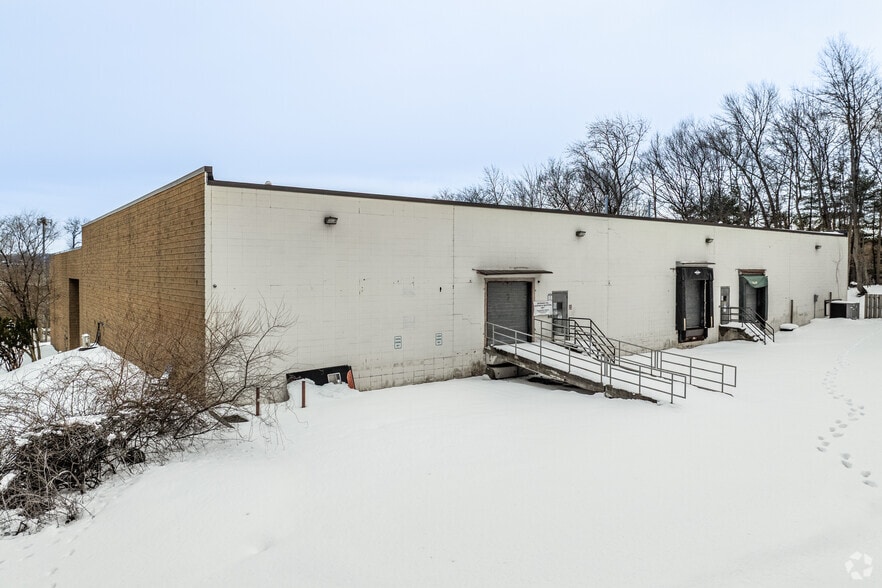More Photos Of 500 Corporate Dr, Mahwah Light Manufacturing For Sale