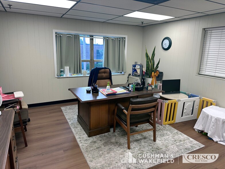 More Photos Of 4850 Van Epps Rd, Brooklyn Heights Warehouse For Sale