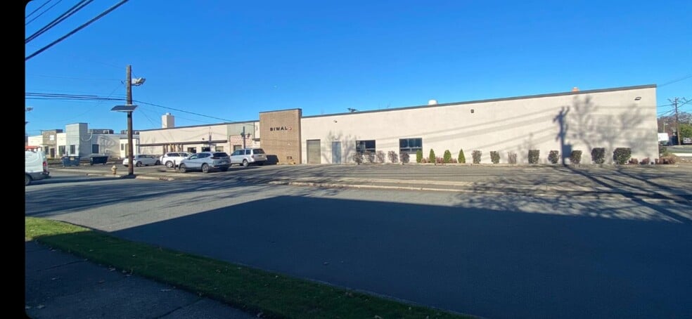 Primary Photo Of 48 Industrial St W, Clifton Warehouse For Lease