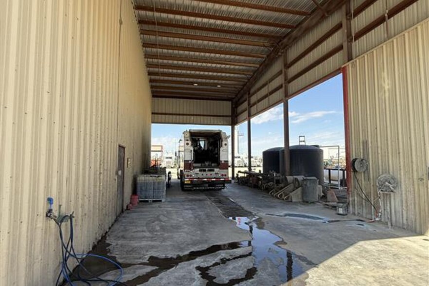 More Photos Of 10200 W County Road 160, Midland Warehouse For Lease