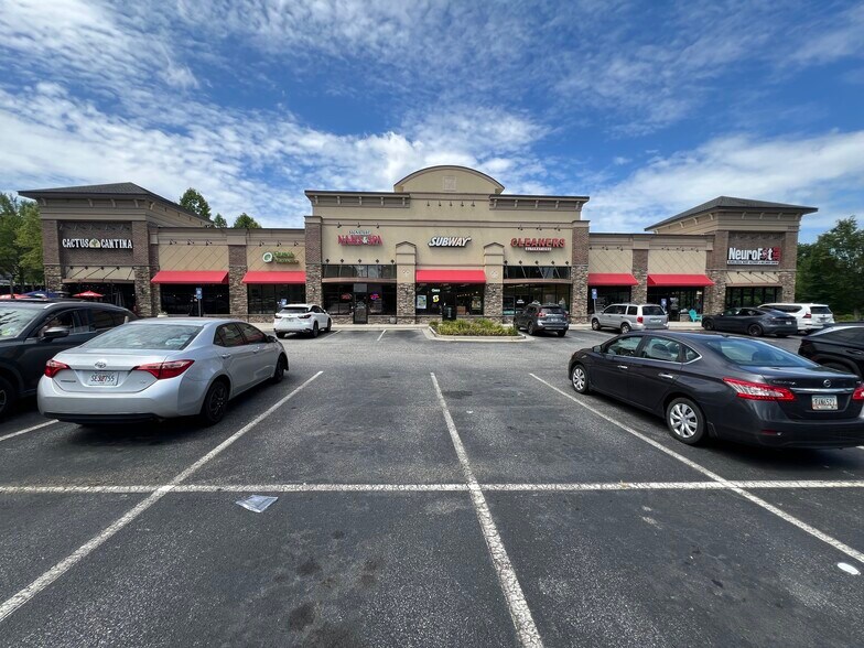 More Photos Of Shops at North Point, Alpharetta Freestanding For Lease