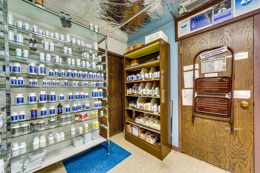 More Photos Of 8345 Walnut Hill Ln, Dallas Medical For Sale