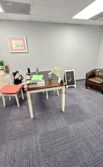 More Photos Of 1739 13th St, Hempstead Medical For Sale