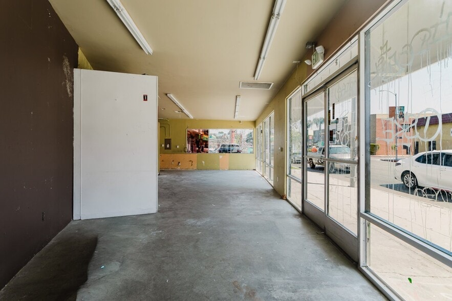 More Photos Of 3615 W Beverly Blvd, Los Angeles Freestanding For Lease