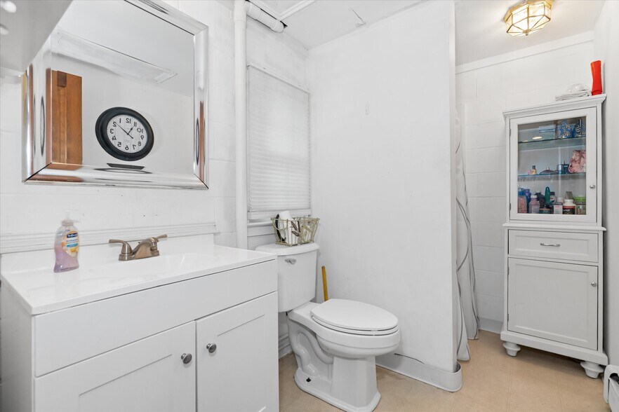 More Photos Of 300 Bohemia Ave, Chesapeake City Hospitality For Sale