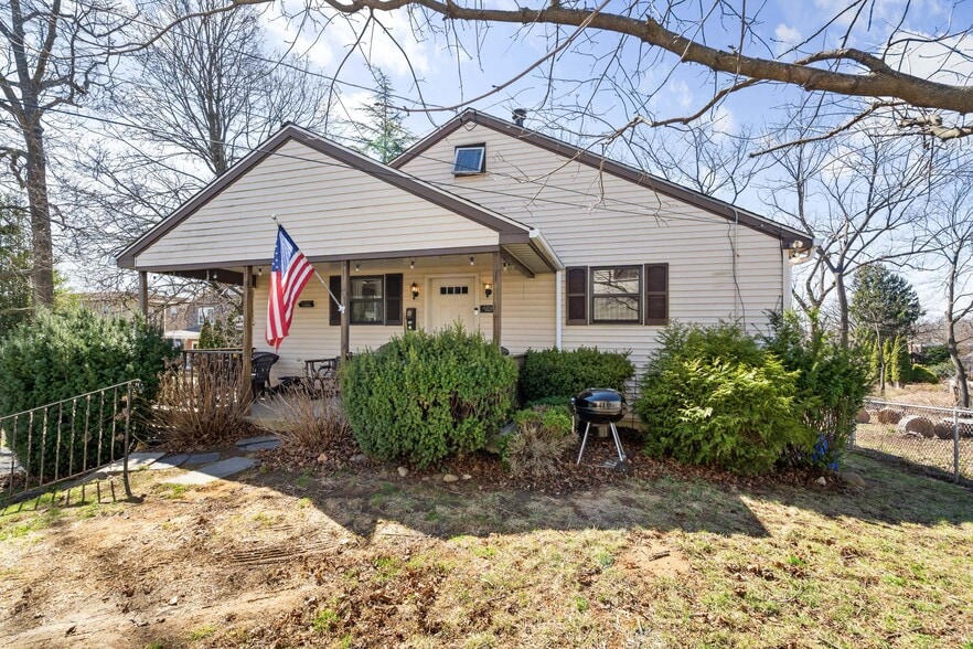 More Photos Of 309 Lynwood Ave, Jenkintown Warehouse For Sale